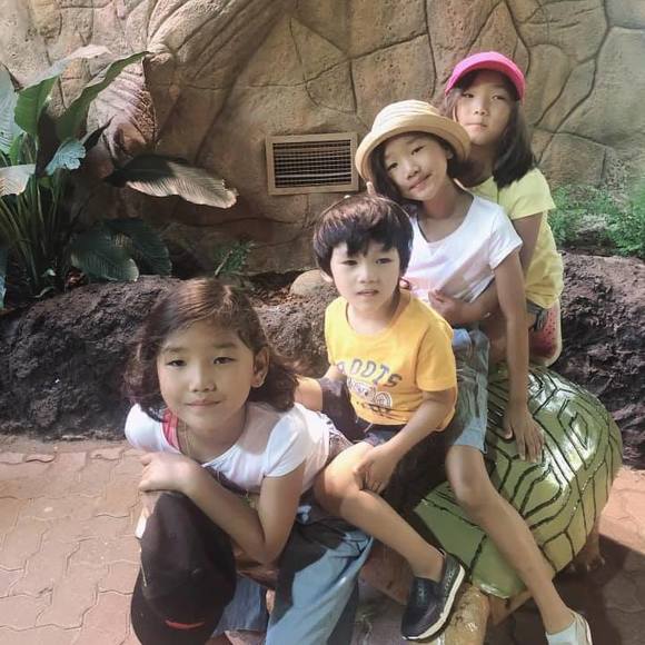 Meet your Posher, Tsering - Picture 1 of 1